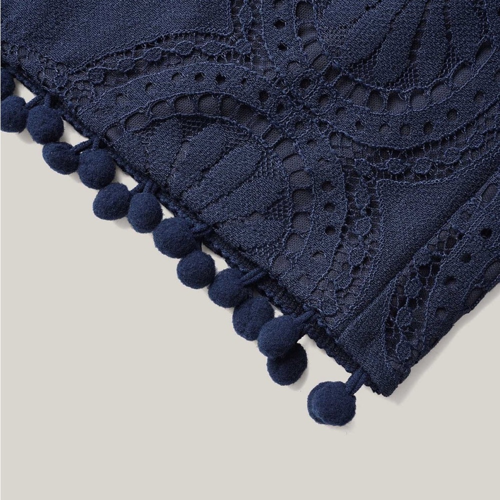 BloomChic Navy Blue Romper Lace Detail with Pockets Size 14 NWT - Picture 4 of 7